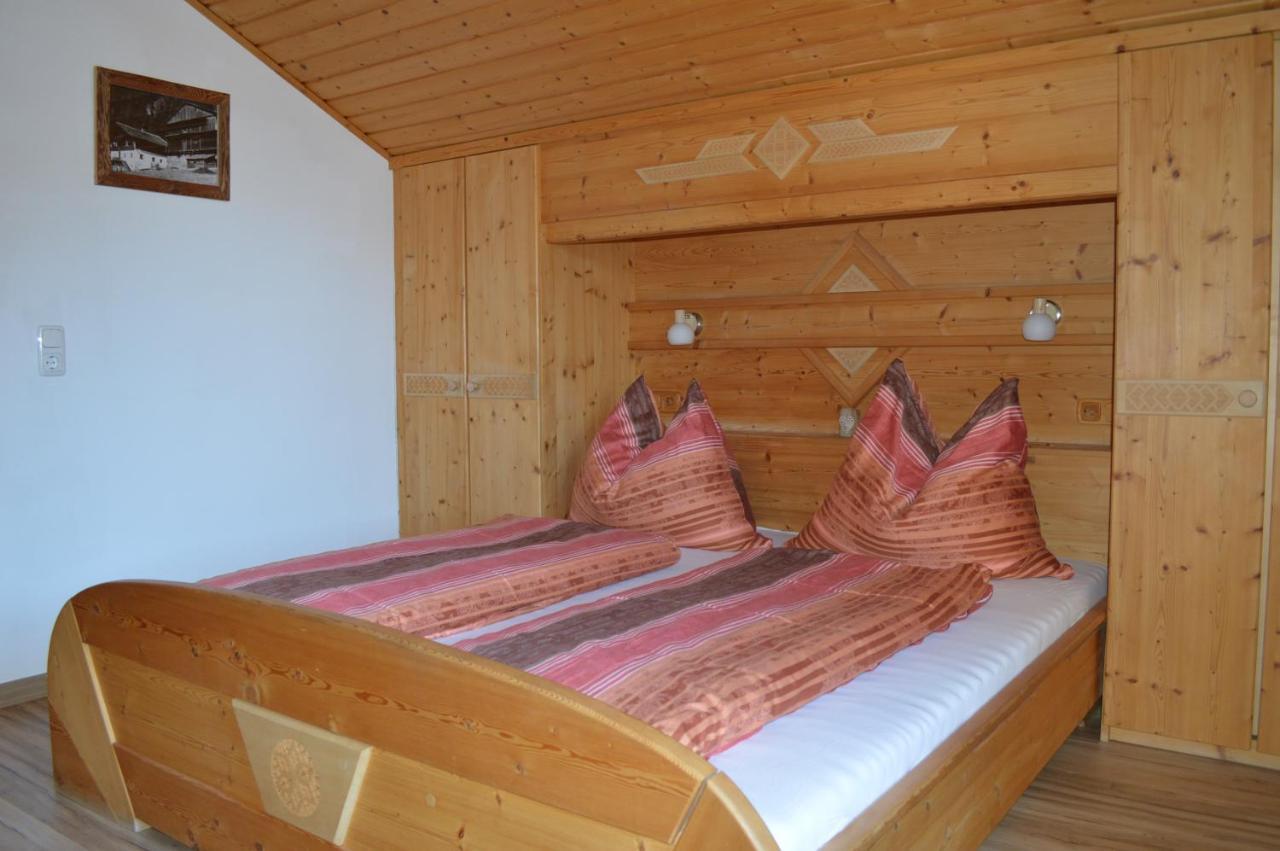 Ferienwohnungen Niederarnigerhof Familie Bauernfeind Kals-am Großglockner Exterior foto