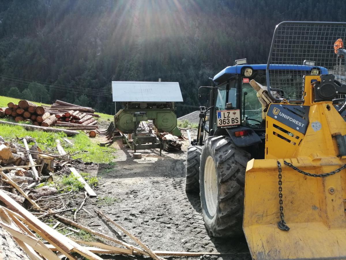 Ferienwohnungen Niederarnigerhof Familie Bauernfeind Kals-am Großglockner Exterior foto