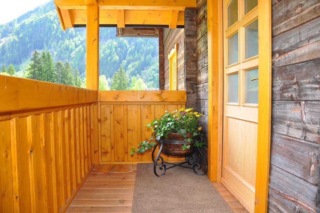 Ferienwohnungen Niederarnigerhof Familie Bauernfeind Kals-am Großglockner Exterior foto
