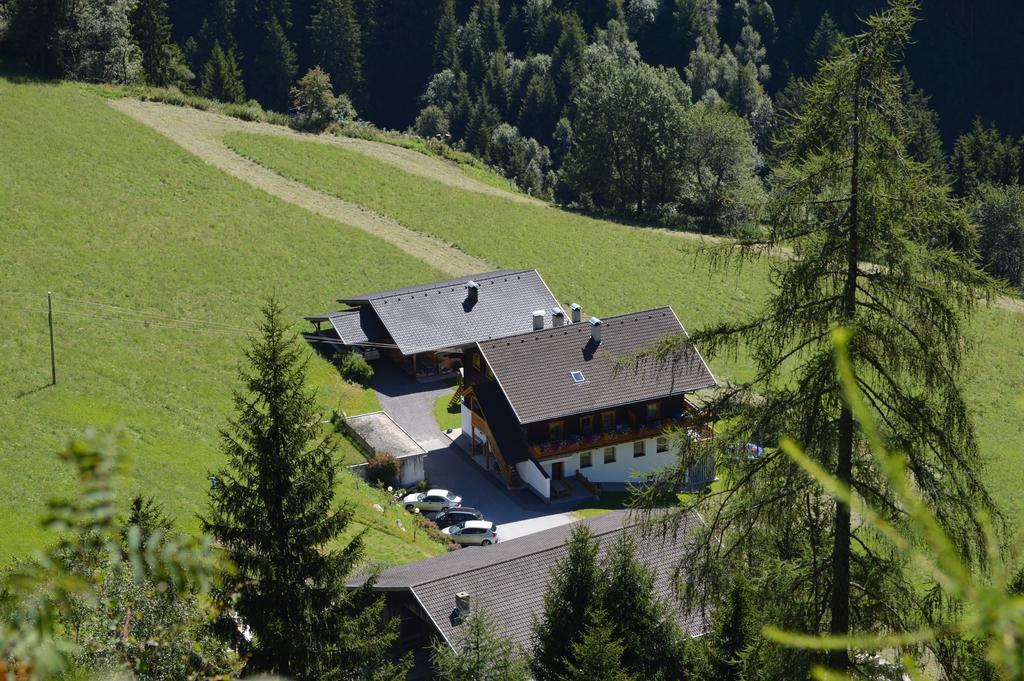 Ferienwohnungen Niederarnigerhof Familie Bauernfeind Kals-am Großglockner Exterior foto